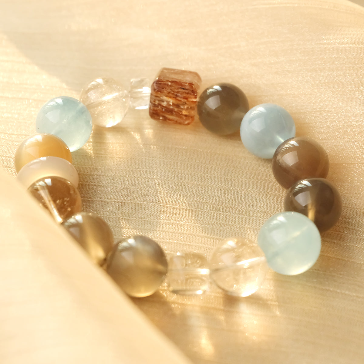 Aquamarine Birthstone Bracelet – March Birthstone Gift